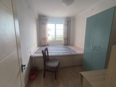 实验中学附近书香尚居5楼80平两室出租1000//月