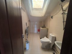 实验中学附近书香尚居6楼阁楼出租550/月