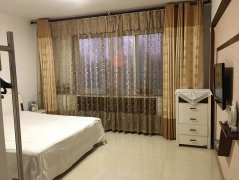 冠岭东区框架一楼175平三室两卫精装家具家电齐全吉屋首租