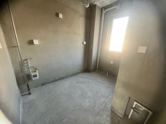 玫瑰园，130平，洋房七楼毛坯，带地下室，88.8万，车位单