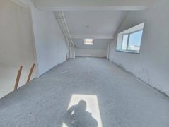 十里河小区5楼104平送阁楼 4室 位置好 仅38.8万 s
