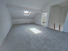 十里河小区5楼104平送阁楼 4室 位置好 仅38.8万 s