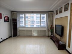 59.8万曙光西区三室门窗已换地暖家里保持的非常干净