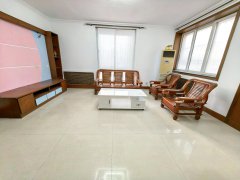 国泰小区框架1楼 86平 2室 精装 拎包可住 s