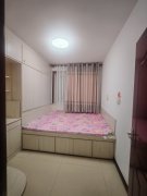 缔景城100平平地三楼出租，三个卧室