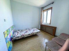 三环成山奥苑3楼91平精装三室一卫可拎包入住G