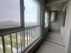捡漏赔本卖！室内可看河景 成山御苑电梯94.6平 3卧卫带窗