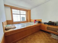 CF荷塘南区二楼100.87平带15.49平三室简装修36.