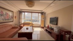 于家小区电梯三楼137平三室两卫精装带地下室66.8万出售