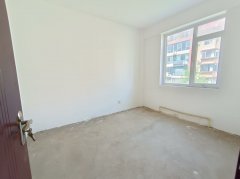 三环北区3楼 超大南厅 3室2厅2卫带大地下室 支持贷款