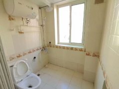 沥江中小学曙光西区3楼 134平三室两卫家具家电齐全拎包入住