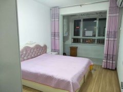 荣安小区前排5楼113平三室一厅精装家具齐全拎包入住出租
