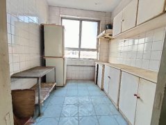 CF荷塘北区（老中医院西面）六楼66平当毛坯房只须8.8万