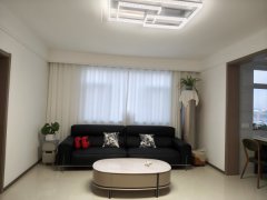 59.8万荣安**南排3室精装可拎包