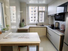 59.8万荣安**南排3室精装可拎包