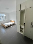 书香世家电梯6楼东边户157平精装修三室两厅两卫