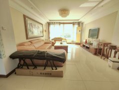 蜊江中学于家小区电梯3楼三室两卫拎包入住G