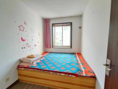 出租 樱花湖旁 十里河1楼 75平 精装 带家具家电 s