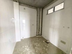 华悦新城北区框架5楼东边户85平三室毛坯G