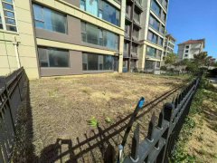 急售 成山御苑十期163平一楼带大院毛胚新房