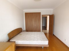 万隆国际前排11楼 全明户型 南向客厅 可做3居室 支持贷款