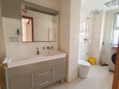 万隆国际前排11楼 全明户型 南向客厅 可做3居室 支持贷款