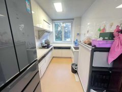 成山奥苑五期一楼，126平三室两卫