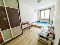 2008年 刘家小区 125平 3室2卫 精装 有南向车库  2008年 刘家小区 125平 3室2卫 精装 有南向车库