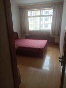 国泰小区新楼3楼出租，水电暖家电齐全