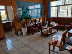 老中医院附近 荷塘南区5楼 三室两厅带地下室 拎包入住 生活