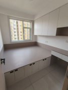 荣盛小区，102平，14楼，精装未住