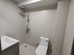 青阳西区住人一楼，76.6平三室精装