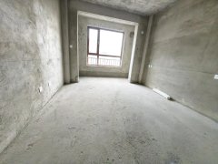 悦湖湾别墅 电梯上叠拼214平 送80平大露台 视野好 证全 悦湖湾别墅 电梯上叠拼214平 送80平大露台 视野好 证全