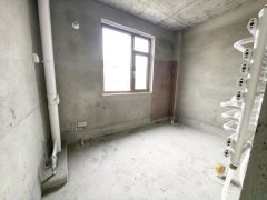 悦湖湾别墅 电梯上叠拼214平 送80平大露台 视野好 证全 悦湖湾别墅 电梯上叠拼214平 送80平大露台 视野好 证全