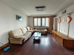 双泊南区5楼边户 三室两厅 家具家电齐全 拎包入住 生活便利