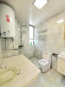 带南向车库。 东上雅郡框架2楼131平 精装 南客厅 2阳台 带南向车库。 东上雅郡框架2楼131平 精装 南客厅 2阳台