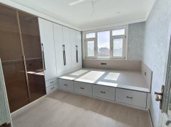 金帝桂都 电梯6楼 品质精装 3室2厅2卫 证件齐全 可贷款