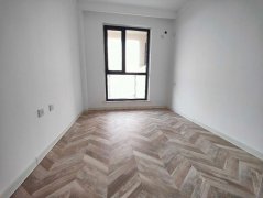 悦湖湾电梯 6楼 108平 精装未住 南厅 3卧 便宜!证全 悦湖湾电梯 6楼 108平 精装未住 南厅 3卧 便宜!证全