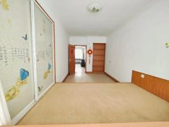 体育场西 怡心苑 双桥框架1楼130平 2卫 仅售49.8万