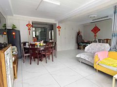 三环 富润苑1楼带院子. 85平