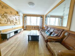 CF世纪小区二楼85平带地下室两室简装修仅须30.8万