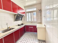 首次出租 黎明小区3楼 三室朝阳精装修 家具家电齐全 拎包入