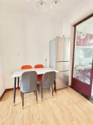 首次出租 黎明小区3楼 三室朝阳精装修 家具家电齐全 拎包入