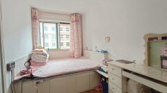 CF华悦新城北区精装修三楼81平两室