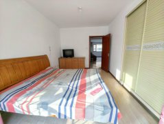 CF华悦新城北区一楼87.85平送地下室两室简装修仅售32.