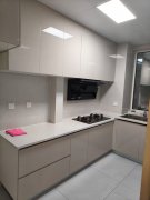 万隆国际12楼 精装未住 南厅落地窗 3居室 支持贷款