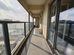 博隆繁花里3期110平两室出租1600/月