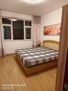 岗西小区电梯房11楼 125平三室两厅 家具家电齐全拎包入住