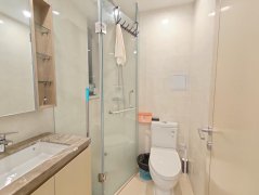 CF华发樱花湖电梯9楼101.5平三室二厅精装修81万