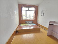 CF青阳西区四楼68平小三居简装修23.8万